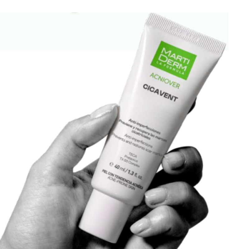 martiderm-acniover-cicavent-40-ml