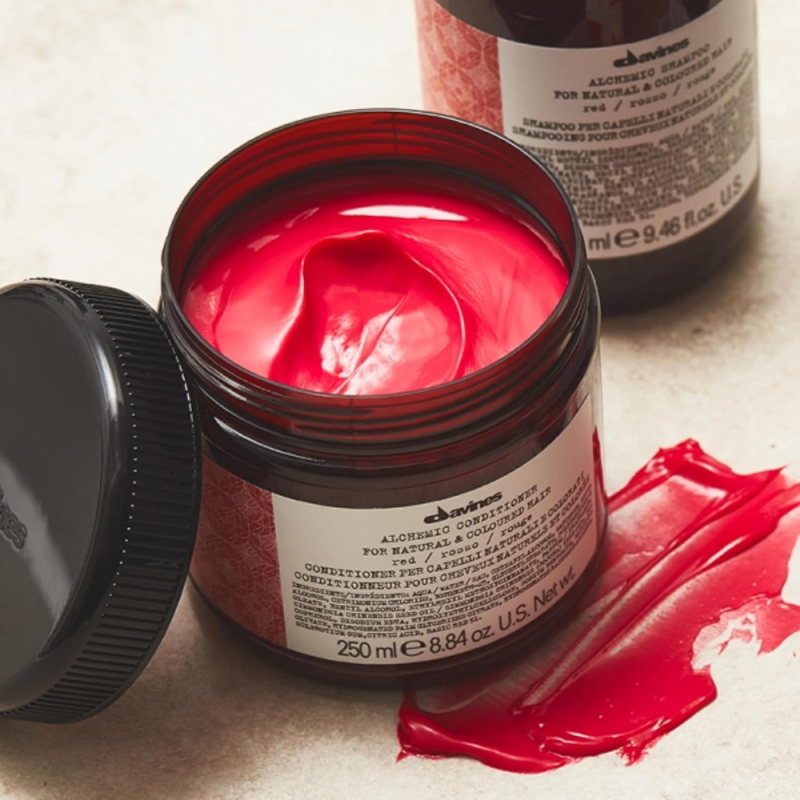 davines-alchemic-red-conditioner-textura